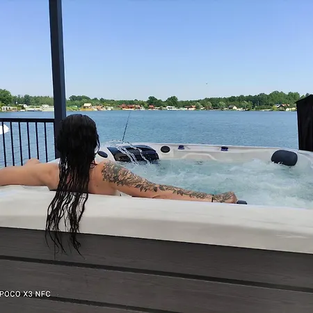 Chillhouse Spalona Dom wakacyjny Kunice (Lower Silesia)